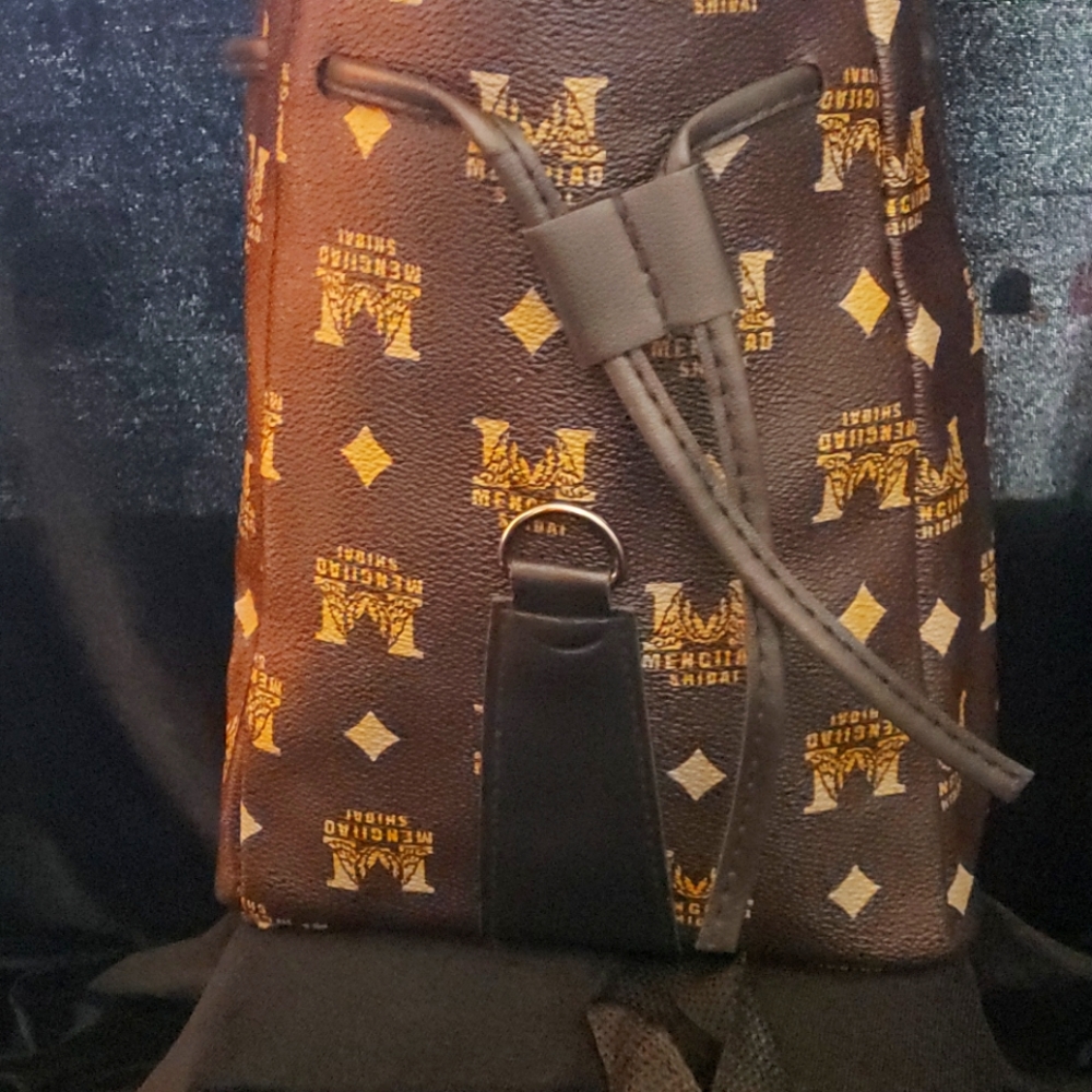 Women min backpack